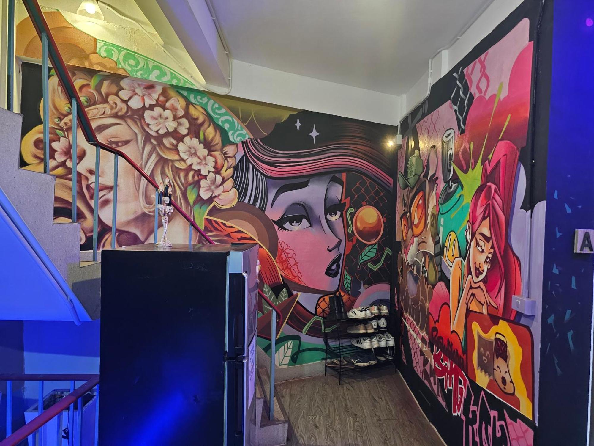 Urban Jungle Hostel 방콕 외부 사진