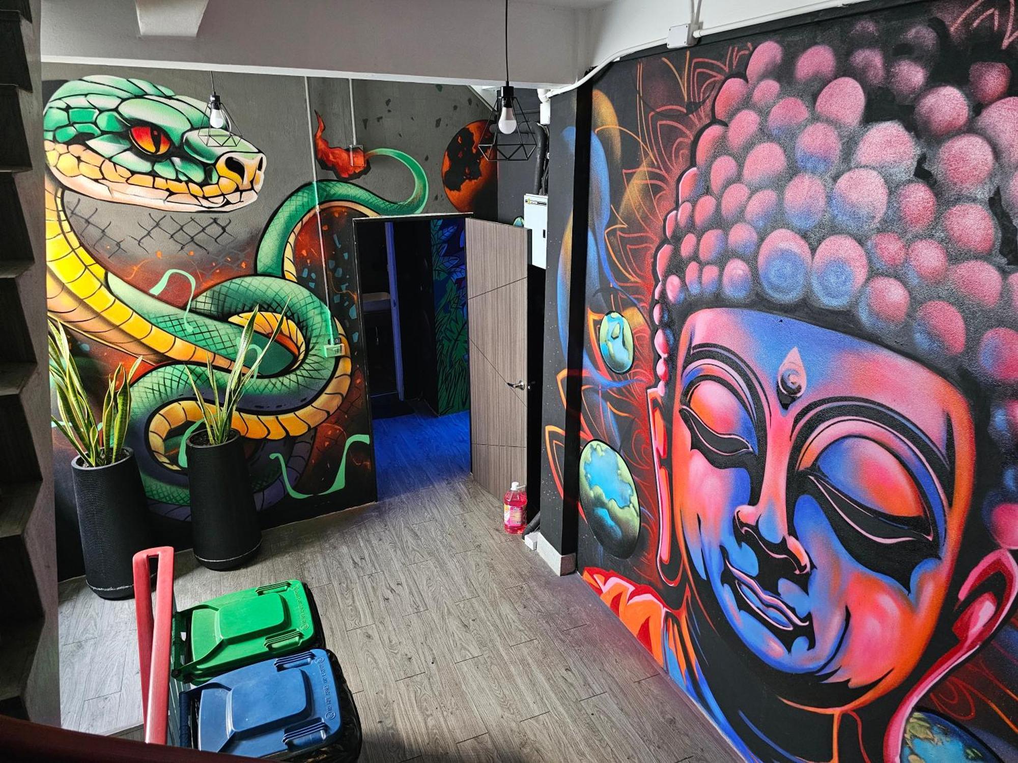 Urban Jungle Hostel 방콕 외부 사진